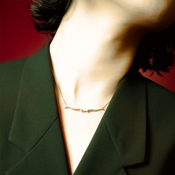 206.a Clavicula Necklaces Black